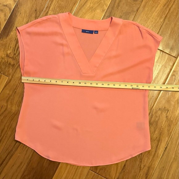 Apt. 9 v neck blouse - Picture 2 of 5